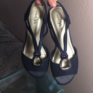 small heel shoes. only worn twice.
